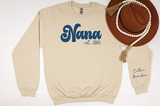 Mama Est Sweatshirt